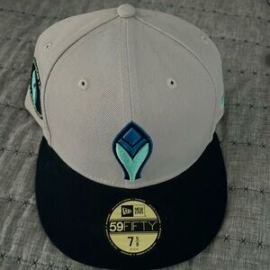 Braves hat !!! 7 5/8